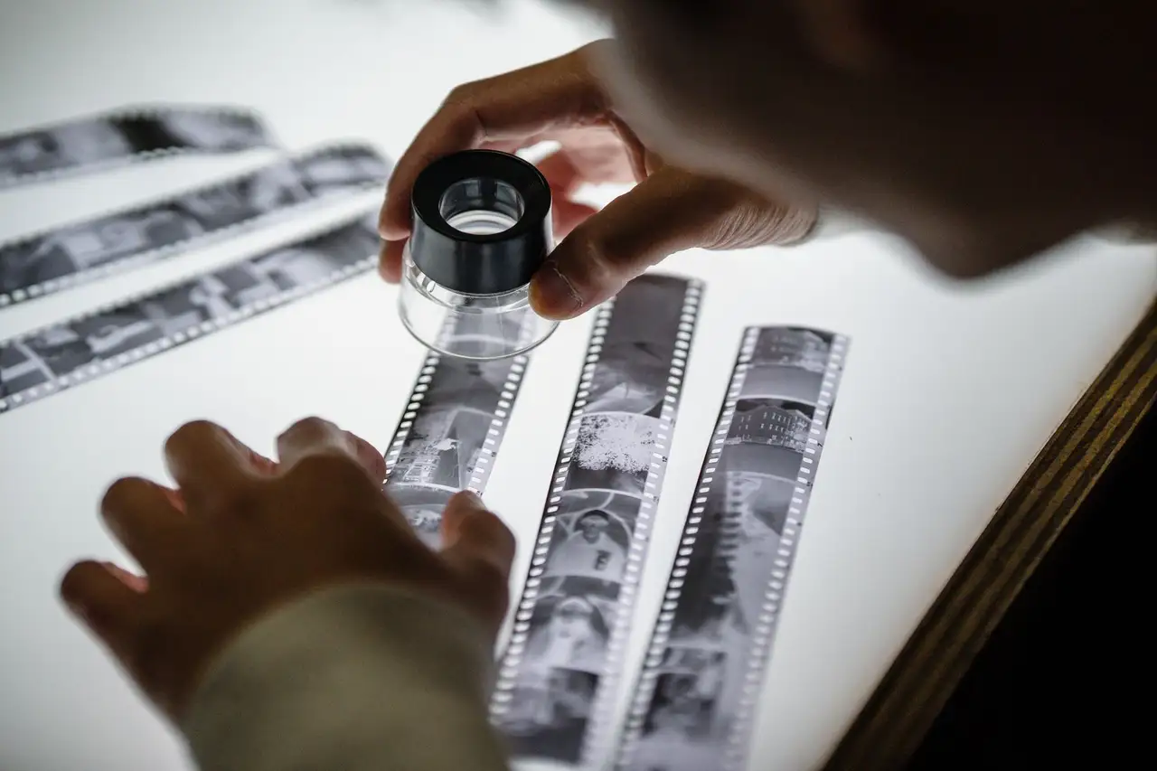 Film Photography: Metering & Contact Sheets