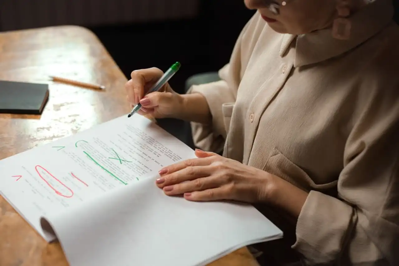 Editing & Proofreading: Clarity, Grammar & Final Checks